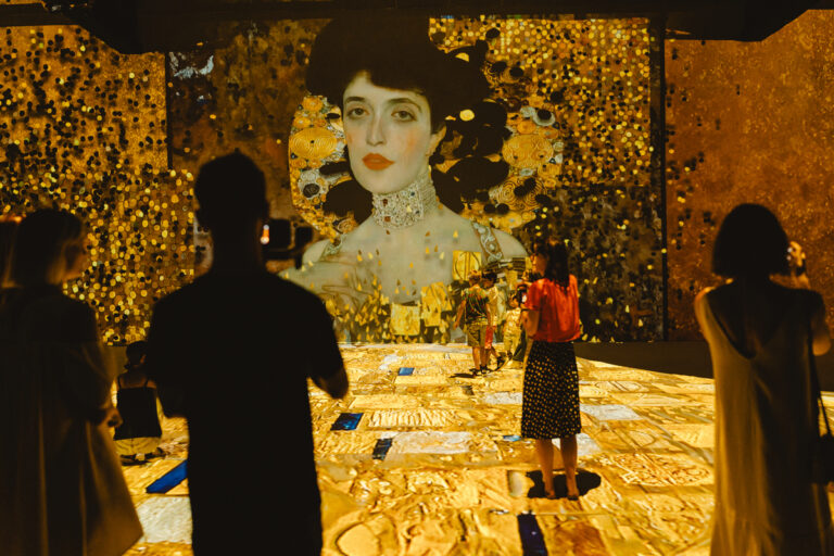 Spectacolul multimedia, „Gustav Klimt”, cu proiecții 360, ajunge la MINA Pop Up Iași din Palas Campus, pe 29 iulie